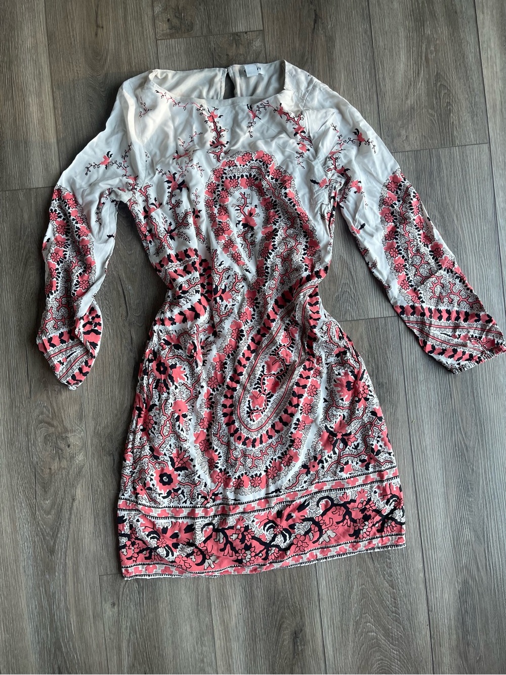 White and Coral Paisley Shift Dress for Spring/Summer